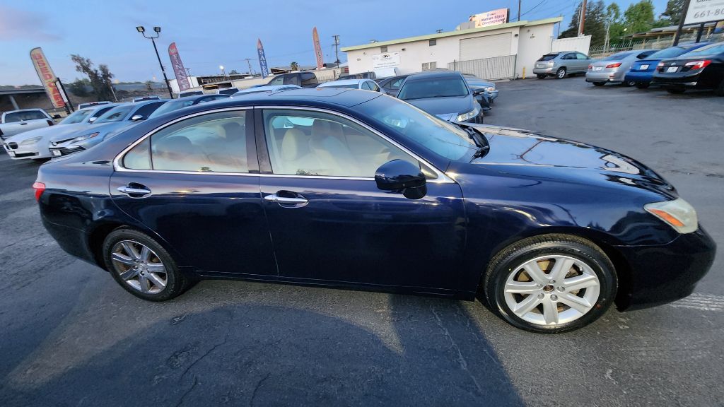 Photo 7 of this LEXUS ES