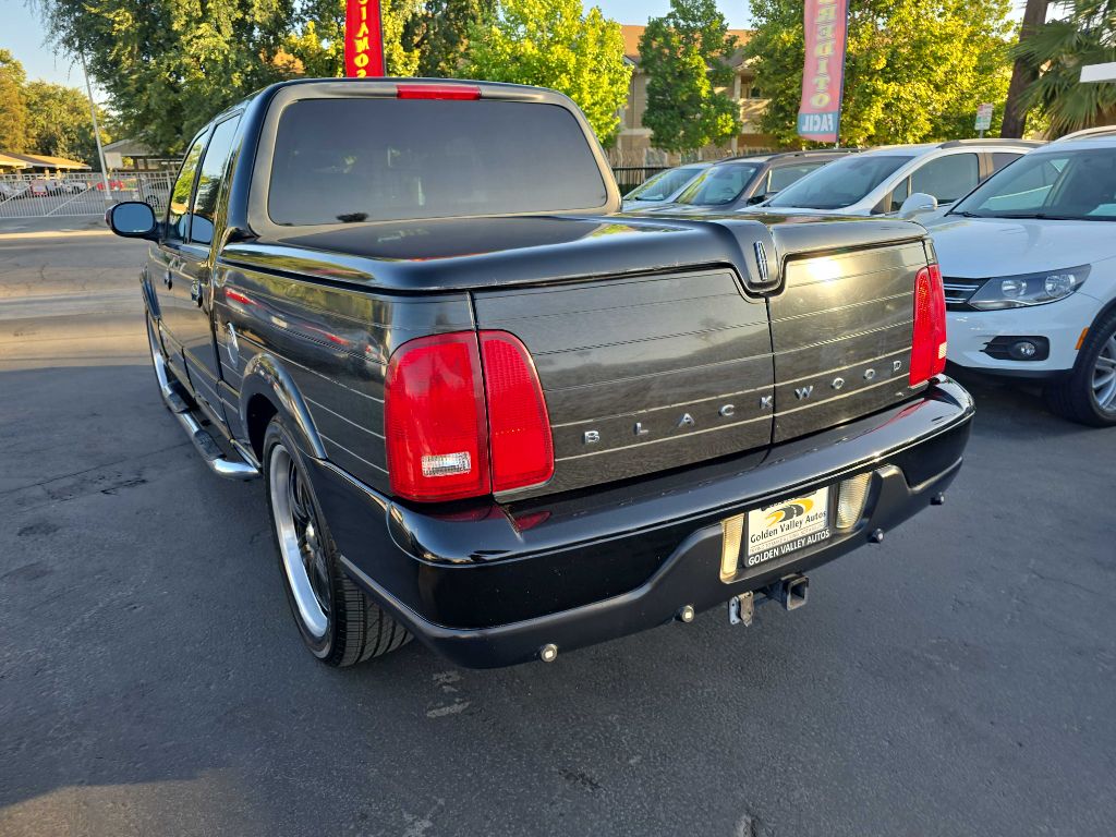 Photo 7 of this LINCOLN BLACKWOOD