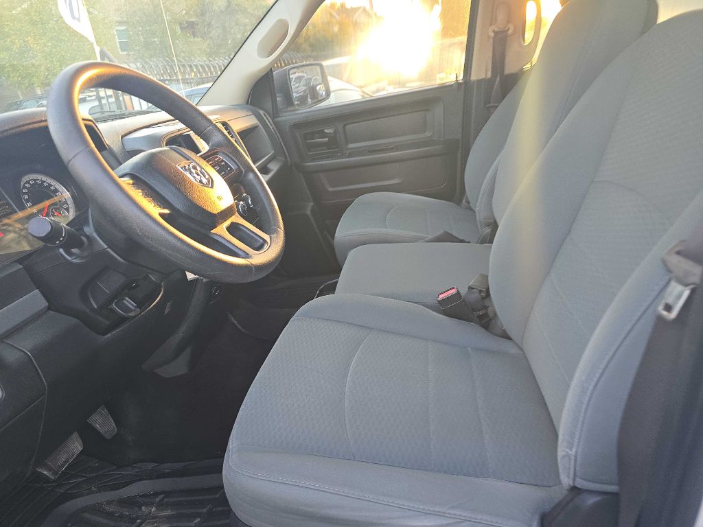 Photo 13 of this RAM 1500