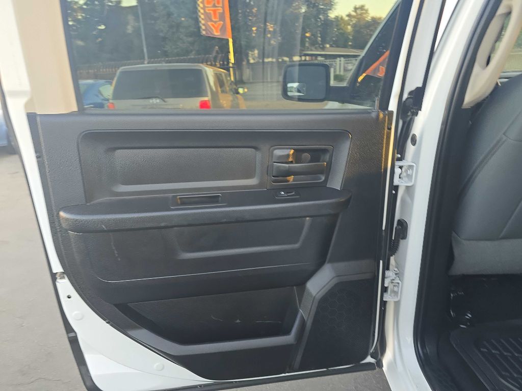 Photo 14 of this RAM 1500
