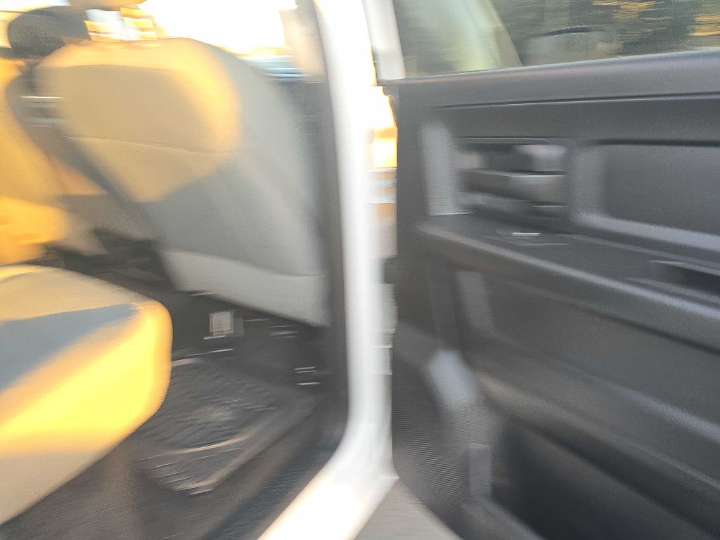Photo 18 of this RAM 1500