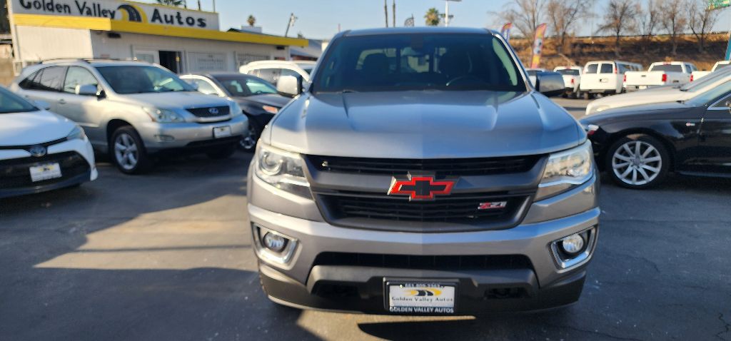 Photo 8 of this CHEVROLET COLORADO