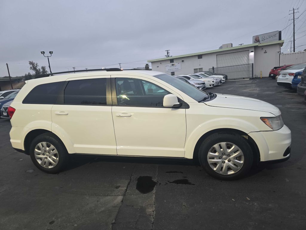 Photo 6 of this DODGE JOURNEY