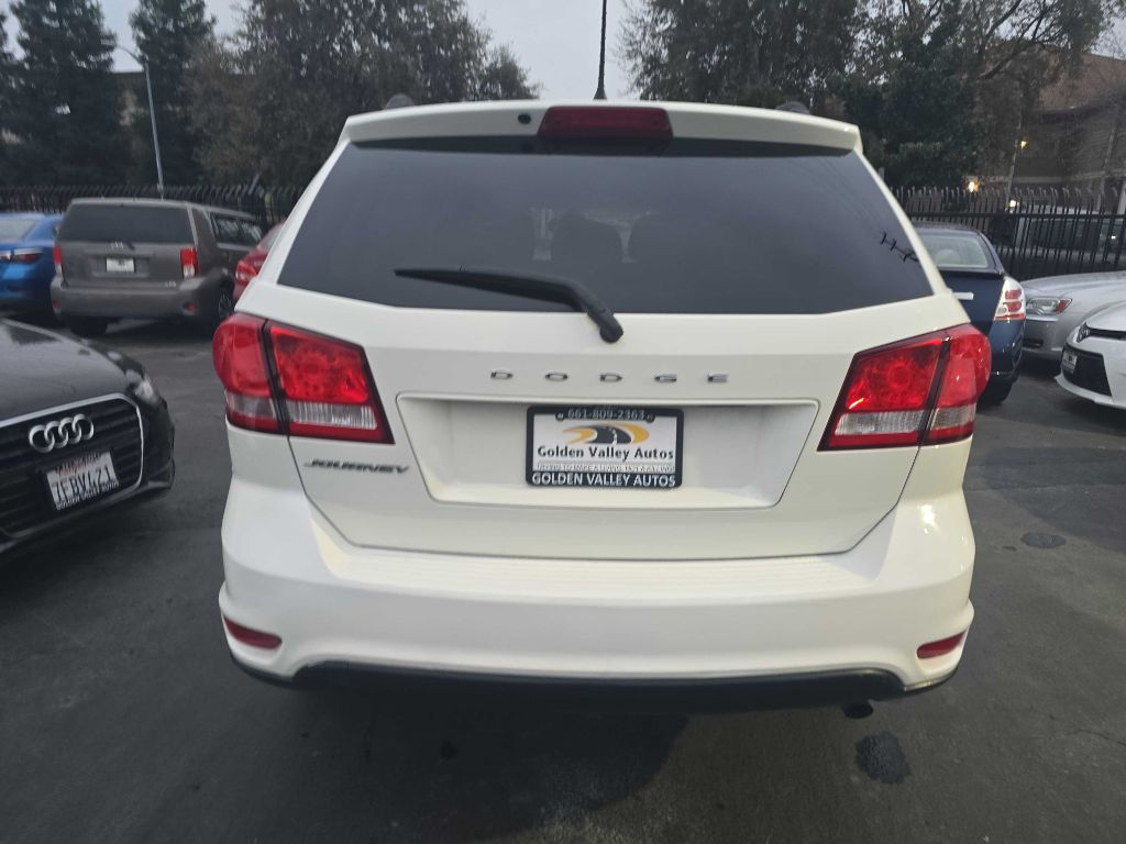 Photo 7 of this DODGE JOURNEY