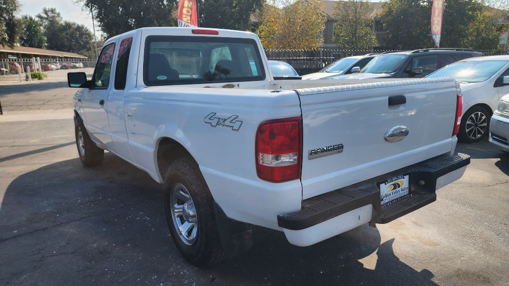 Photo 4 of this FORD RANGER 4X4