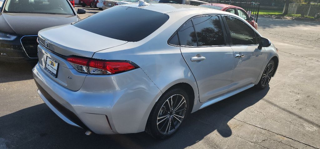 Photo 2 of this TOYOTA COROLLA