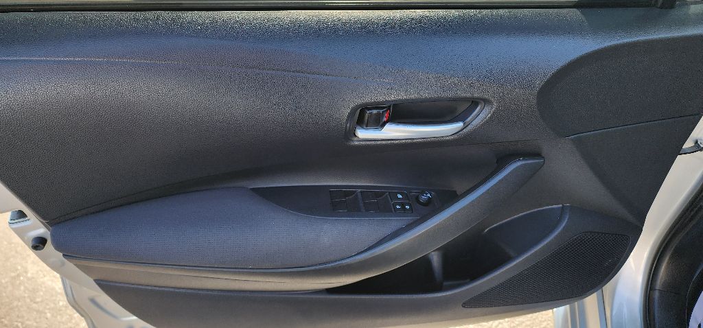 Photo 12 of this TOYOTA COROLLA