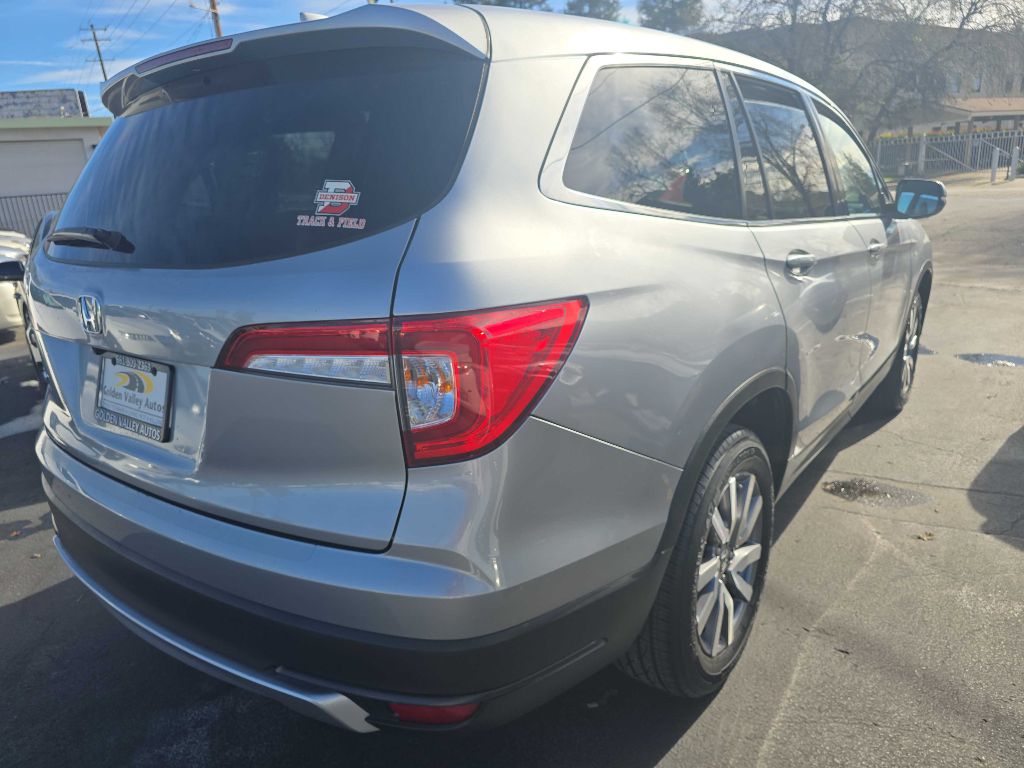 Photo 8 of this HONDA PILOT