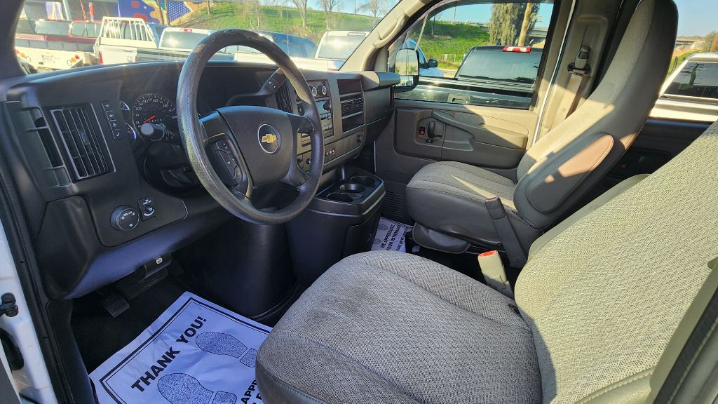 Photo 9 of this CHEVROLET EXPRESS G2500