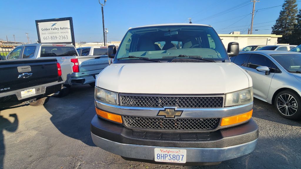 Photo 8 of this CHEVROLET EXPRESS G2500