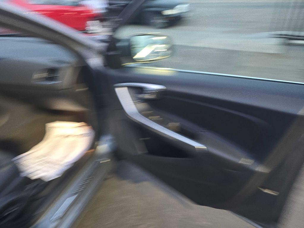 Photo 17 of this VOLVO V60