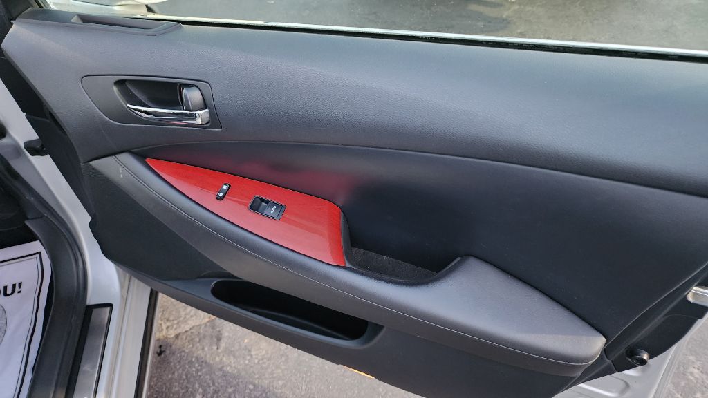 Photo 15 of this LEXUS ES