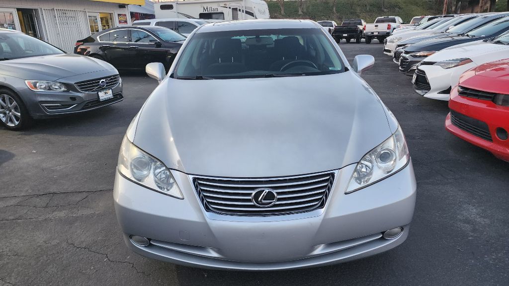 Photo 8 of this LEXUS ES