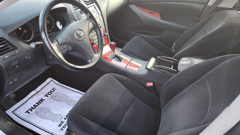 Photo 9 of this LEXUS ES