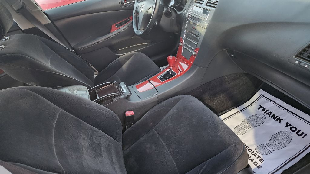 Photo 14 of this LEXUS ES