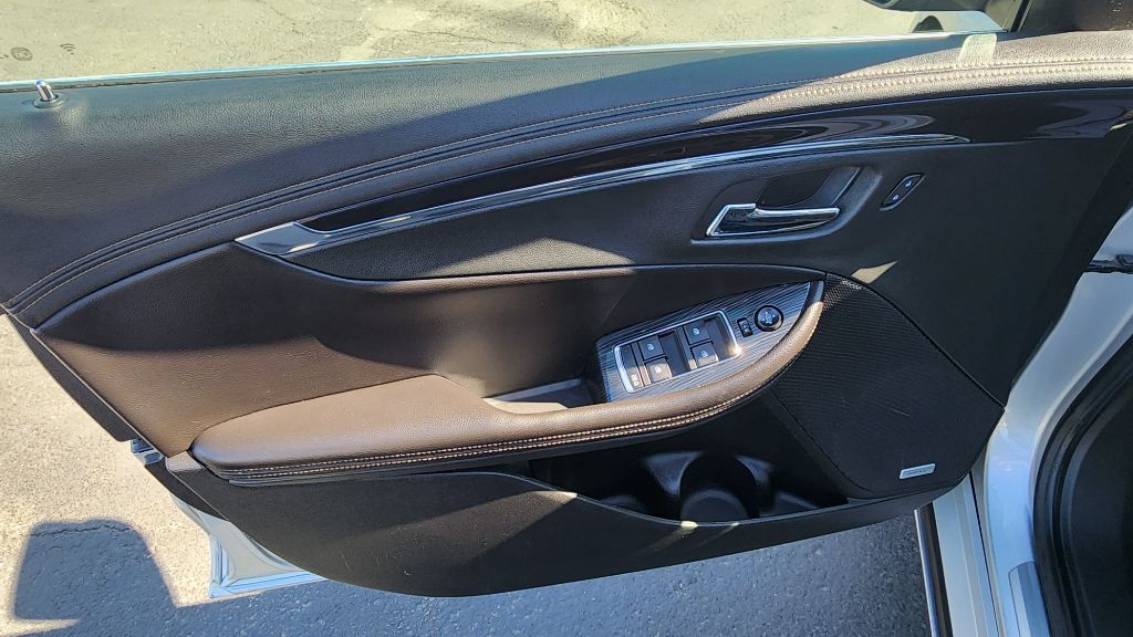 Photo 11 of this CHEVROLET IMPALA