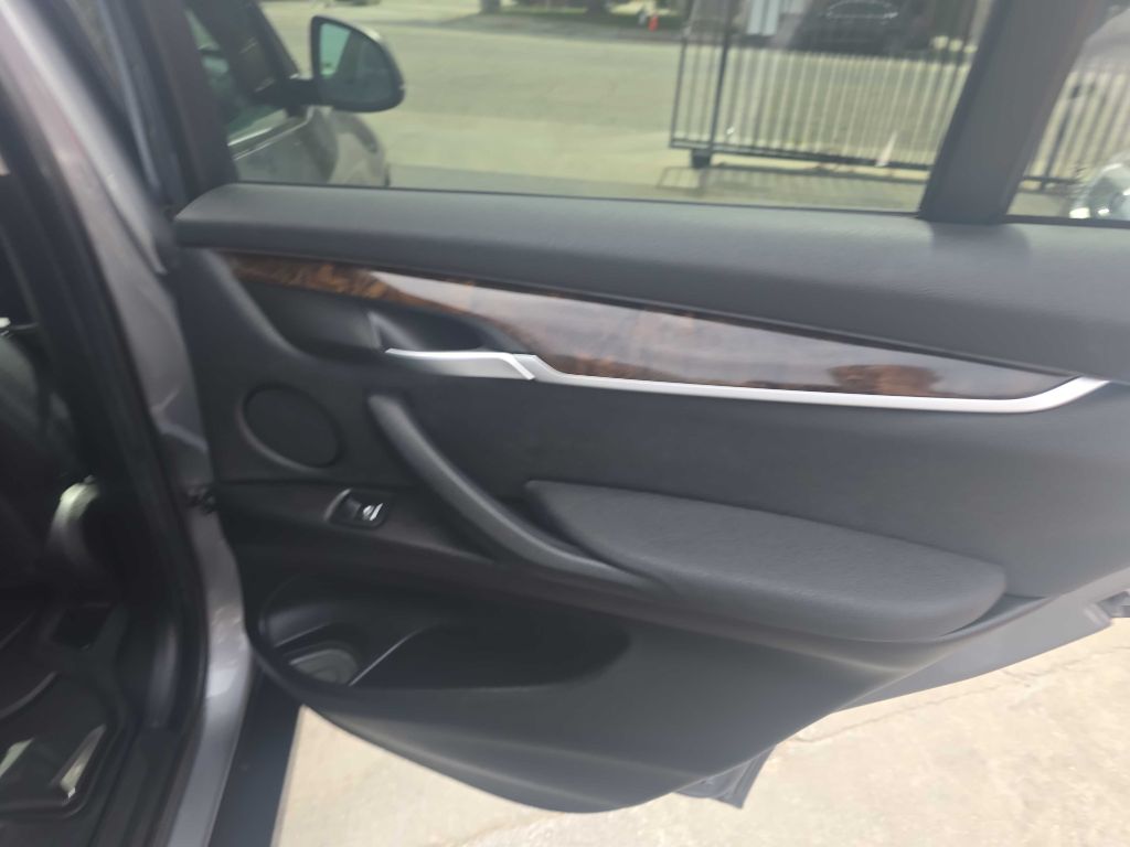 Photo 15 of this BMW X5