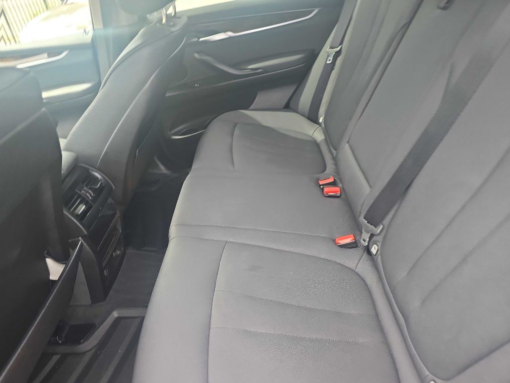 Photo 11 of this BMW X5