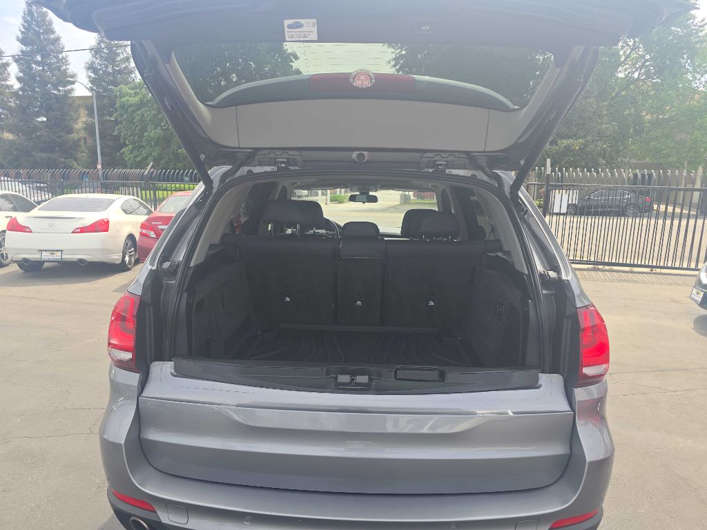 Photo 13 of this BMW X5