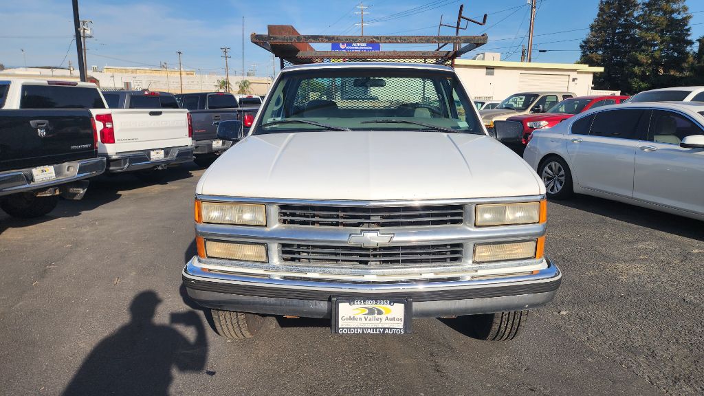 Photo 10 of this CHEVROLET GMT-400