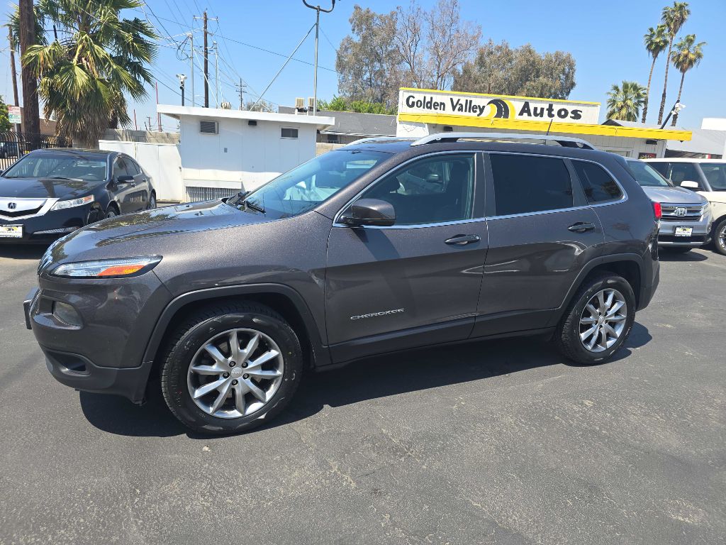 Photo 11 of this JEEP CHEROKEE
