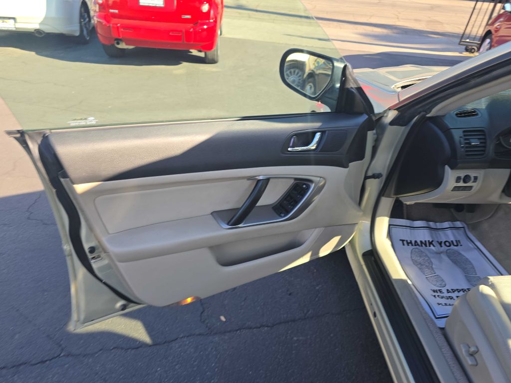 Photo 10 of this SUBARU OUTBACK