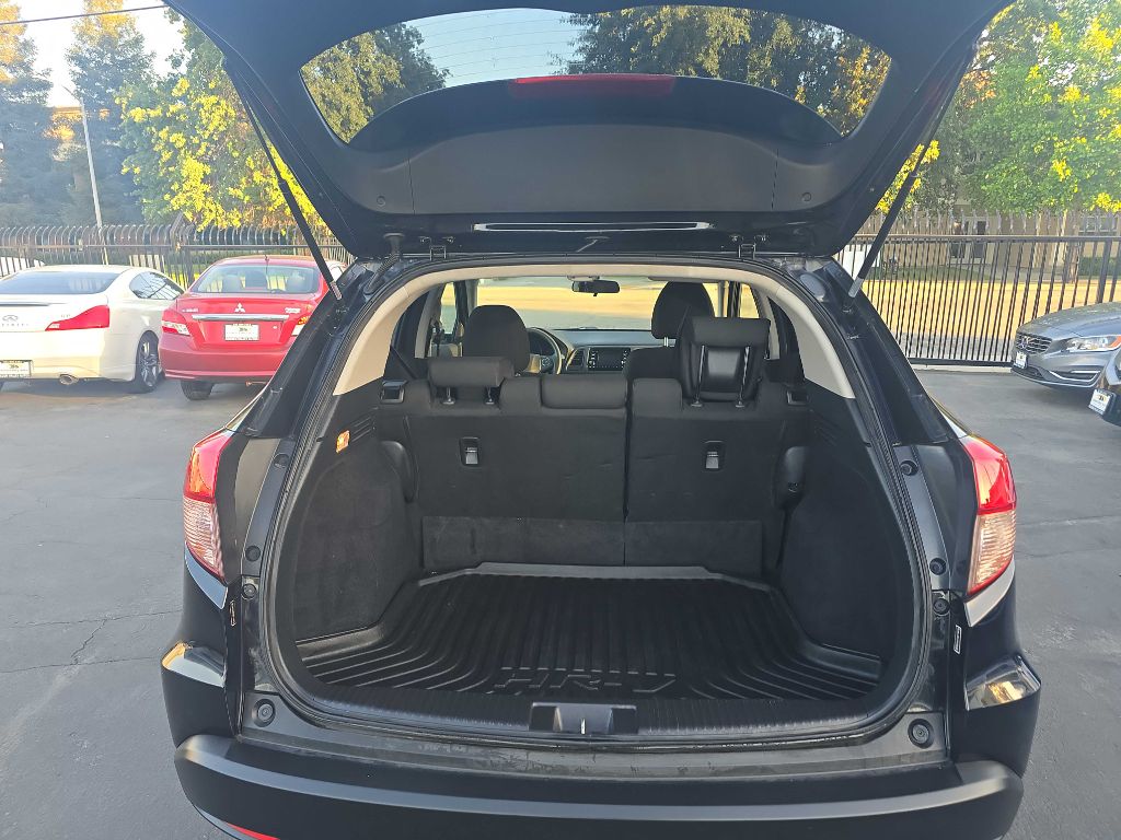 Photo 18 of this HONDA HR-V