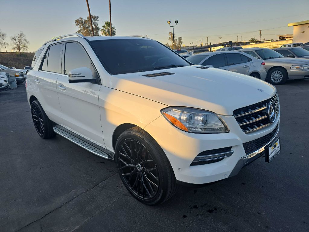Photo 2 of this MERCEDES-BENZ ML