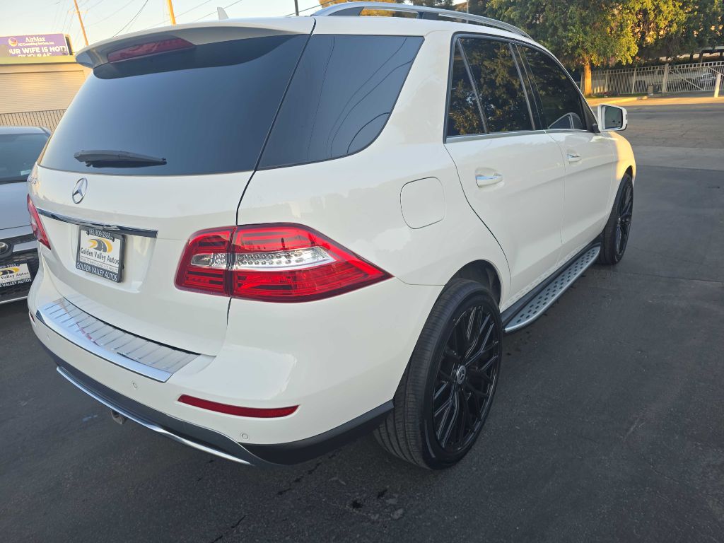 Photo 5 of this MERCEDES-BENZ ML