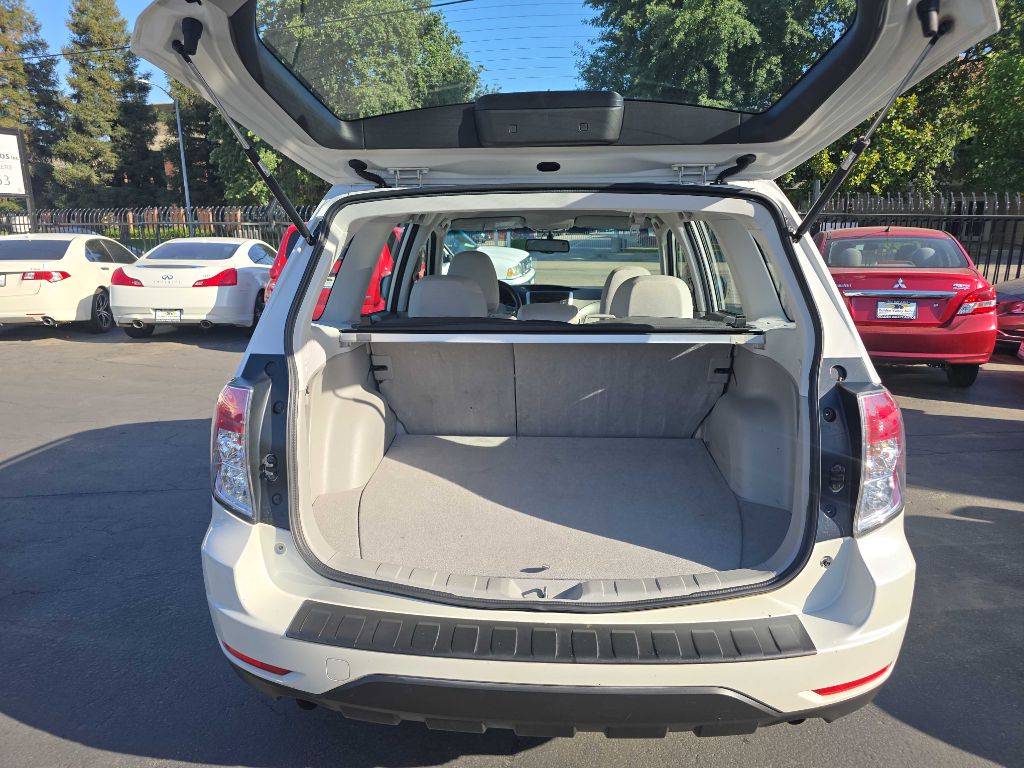 Photo 17 of this SUBARU FORESTER