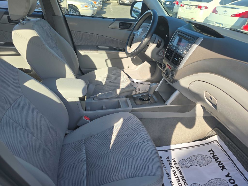 Photo 13 of this SUBARU FORESTER