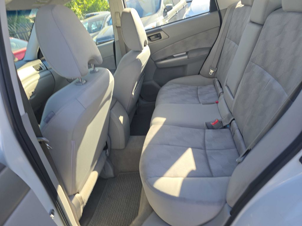 Photo 12 of this SUBARU FORESTER