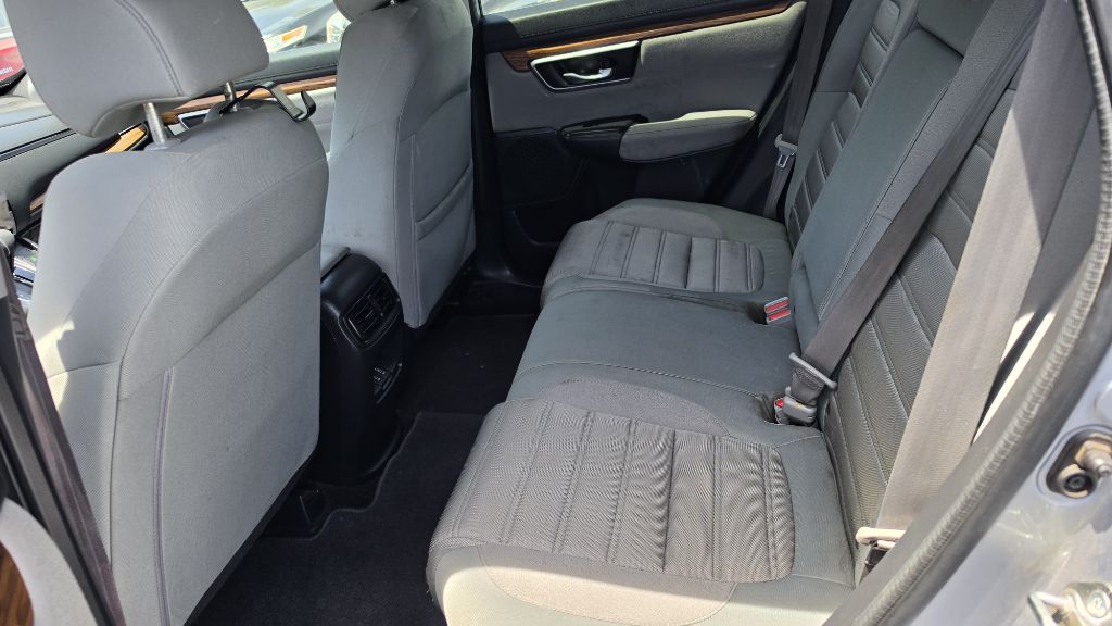 Photo 13 of this HONDA CR-V
