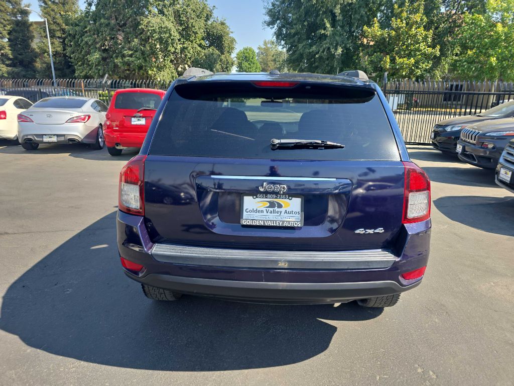 Photo 7 of this JEEP COMPASS