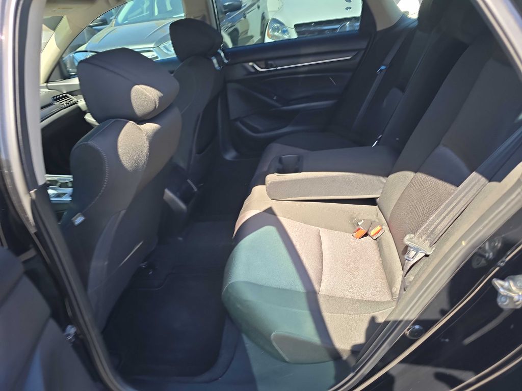 Photo 21 of this HONDA ACCORD