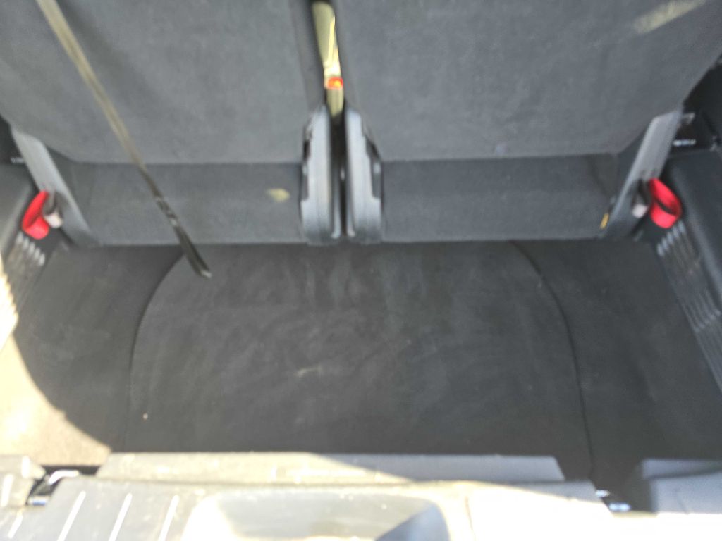 Photo 17 of this FORD EXPLORER