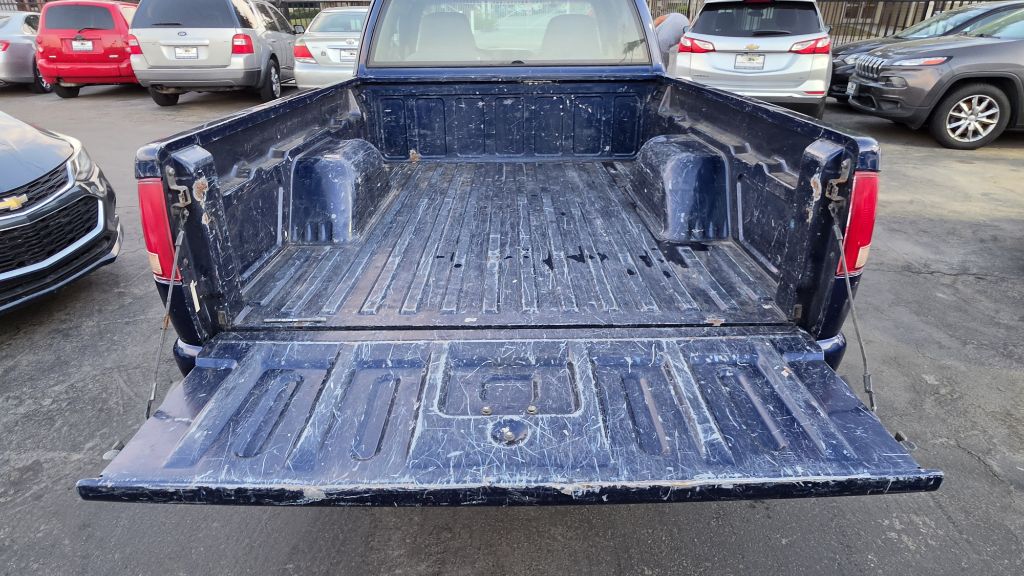 Photo 8 of this CHEVROLET S TRUCK