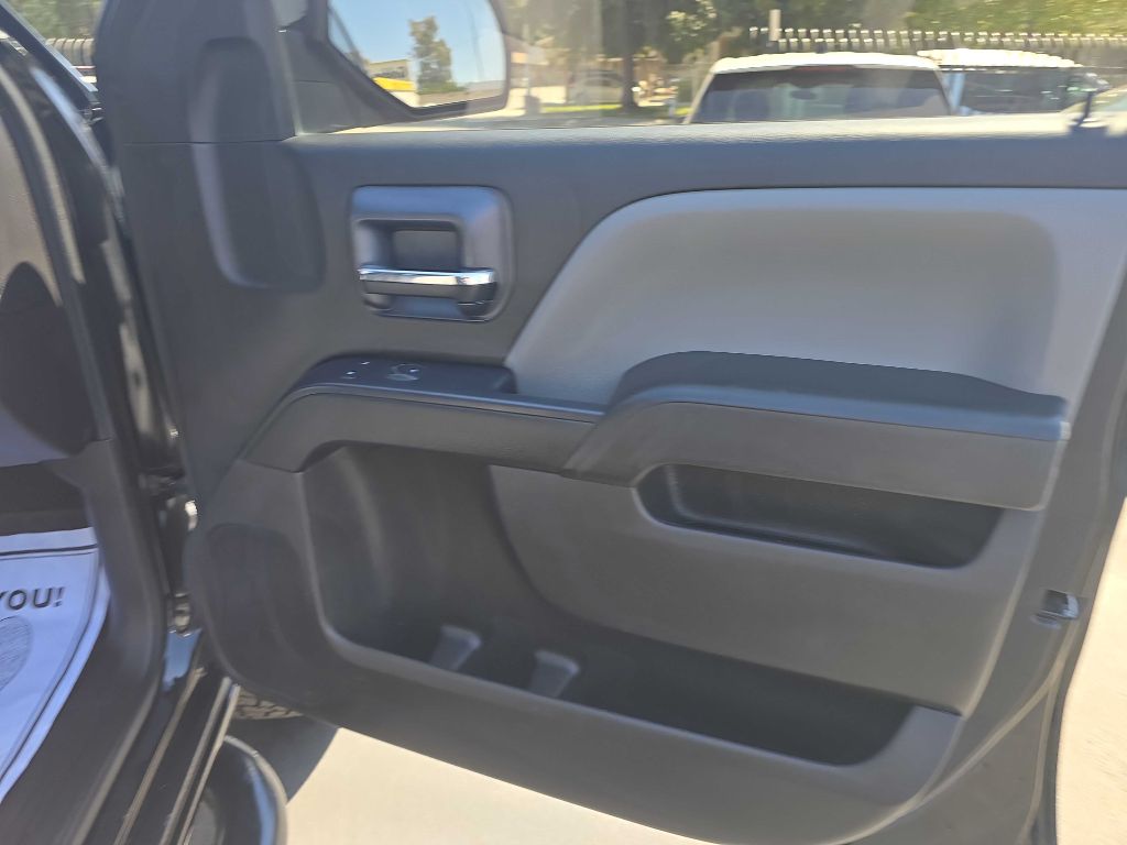 Photo 14 of this CHEVROLET SILVERADO 1500