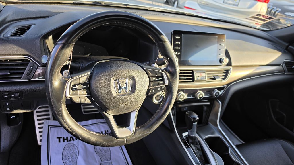 Photo 9 of this HONDA ACCORD