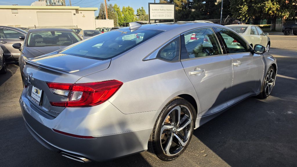Photo 4 of this HONDA ACCORD