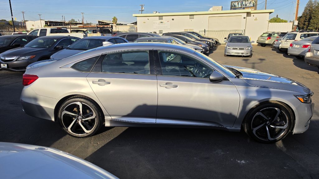 Photo 6 of this HONDA ACCORD