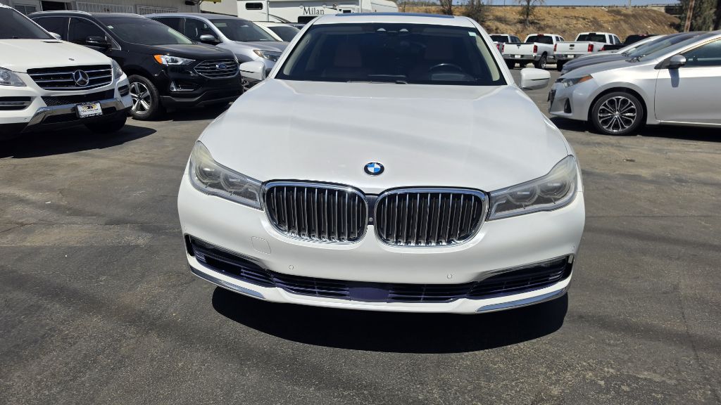 Photo 8 of this BMW 750