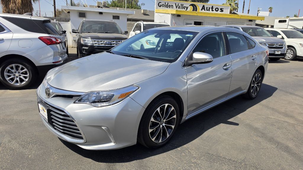 2018 TOYOTA AVALON