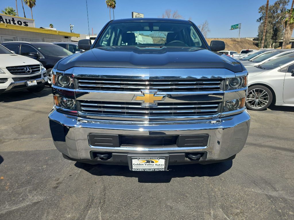 Photo 2 of this CHEVROLET SILVERADO 2500