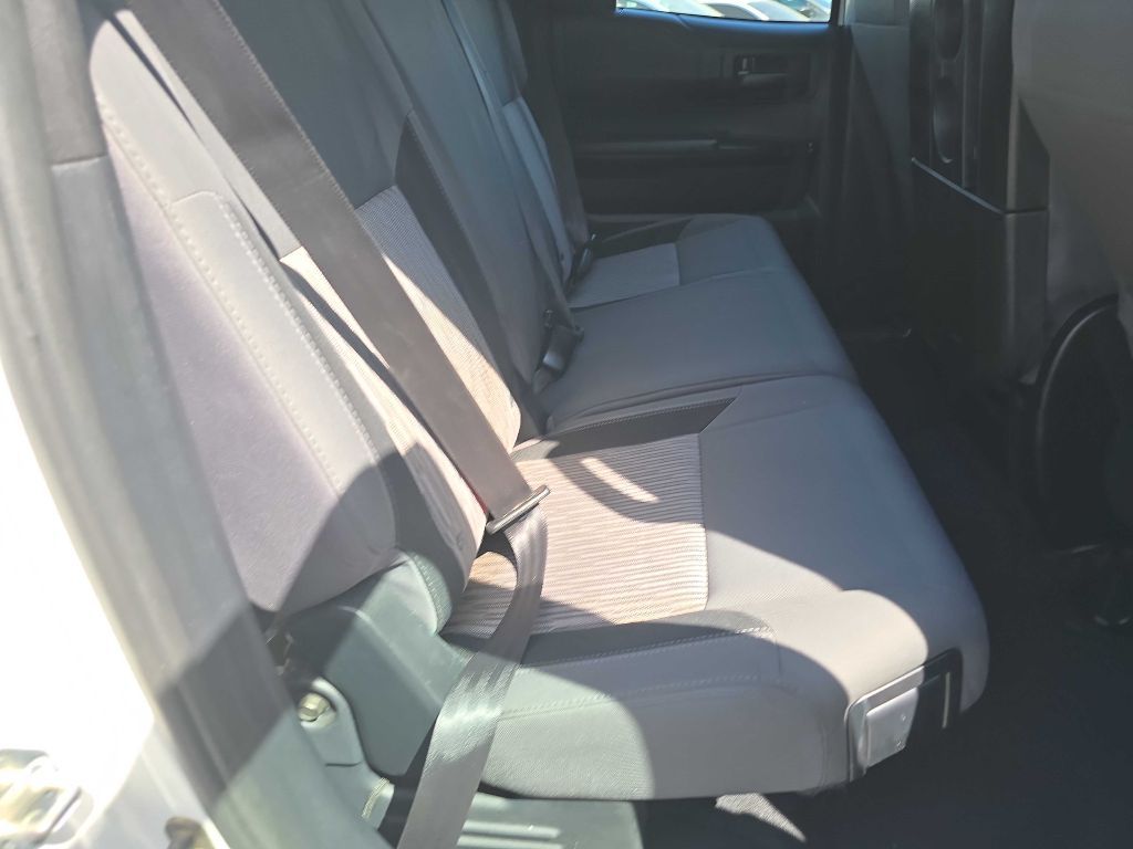 Photo 44 of this TOYOTA TUNDRA