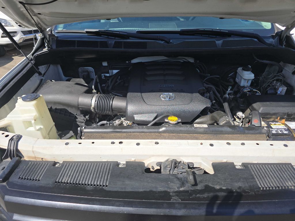 Photo 47 of this TOYOTA TUNDRA