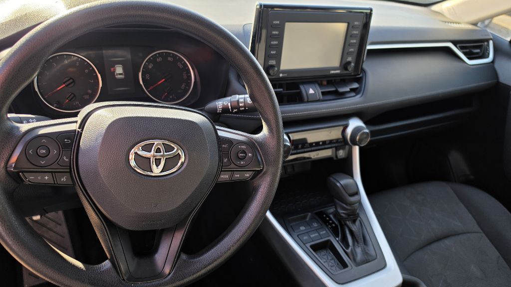 Photo 11 of this TOYOTA RAV4