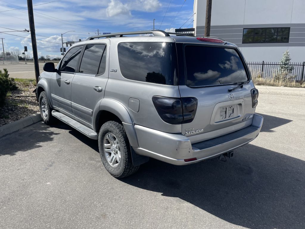 Photo 3 of this TOYOTA SEQUOIA