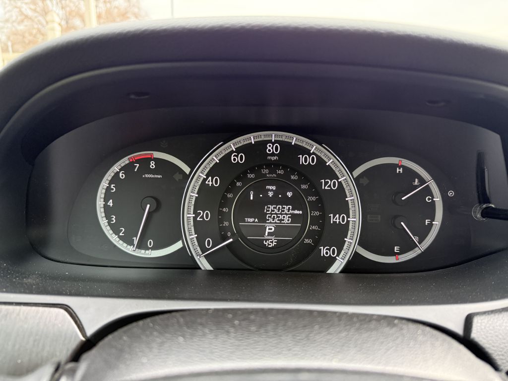 Photo 6 of this HONDA ACCORD