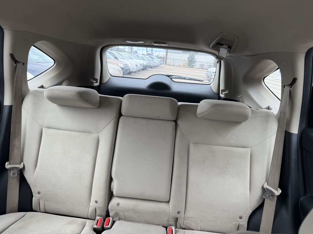 Photo 8 of this HONDA CR-V